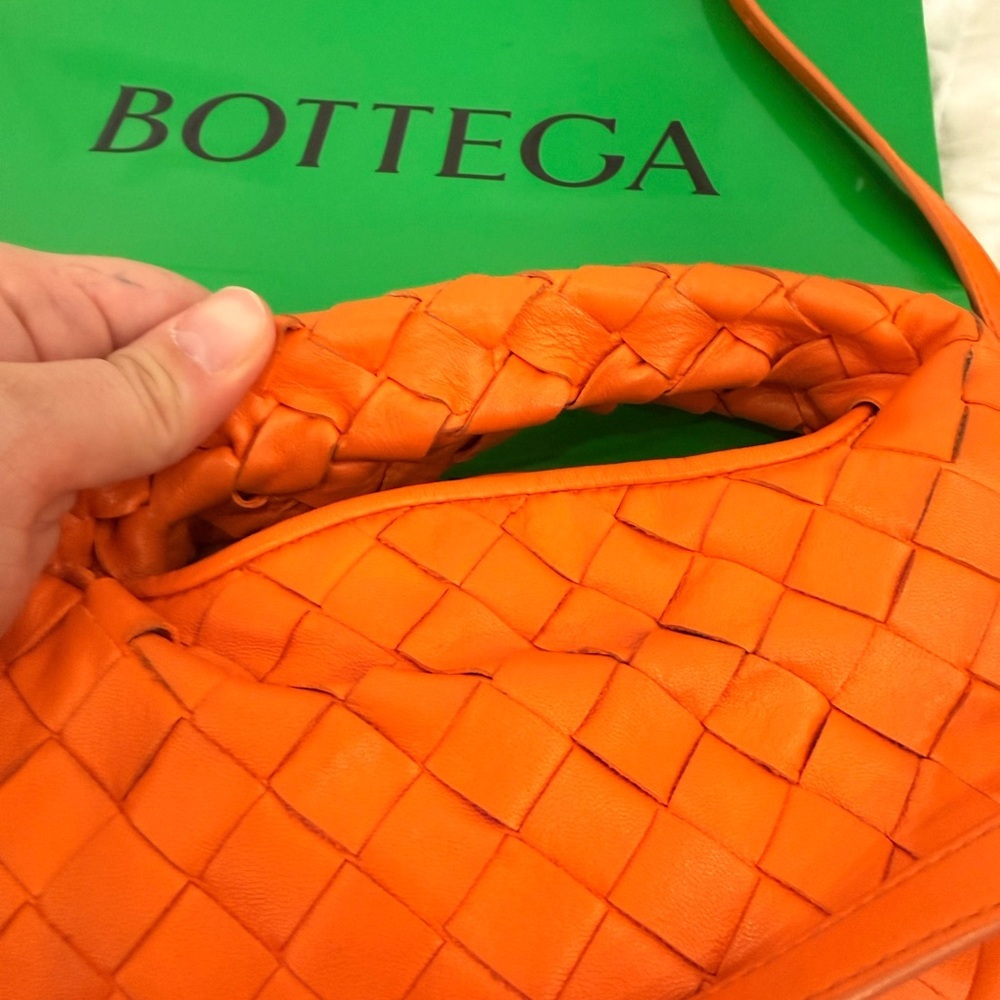 Bottega Veneta Orange mini hop  Leather Bag msrp 3400$ - Picture 5 of 11